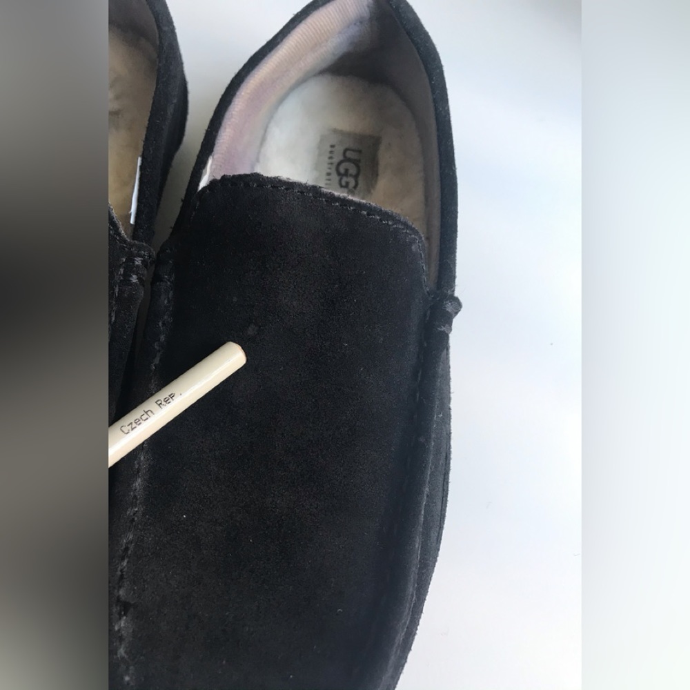 UGG Men’s Ascot Slippers Size: US 6.5 - US 7 - Picture 14 of 16